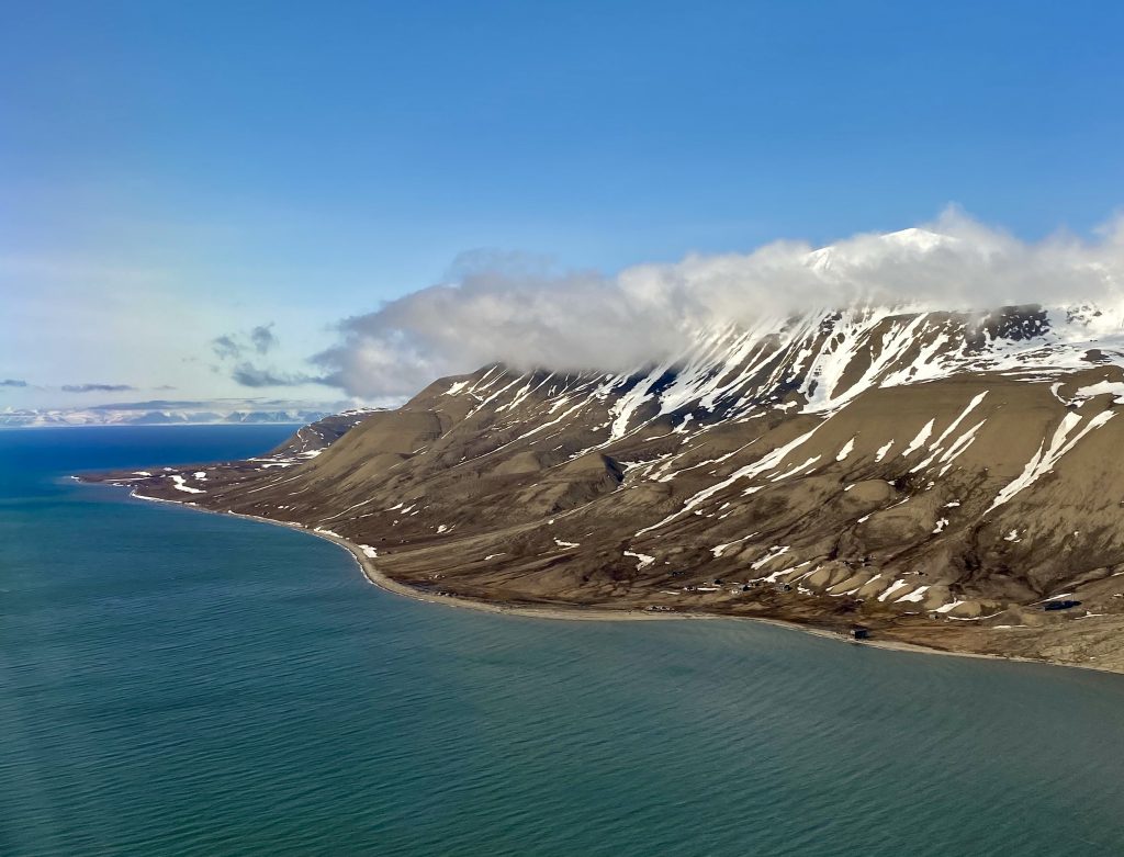  the islands prior to landing in Longyearbyen